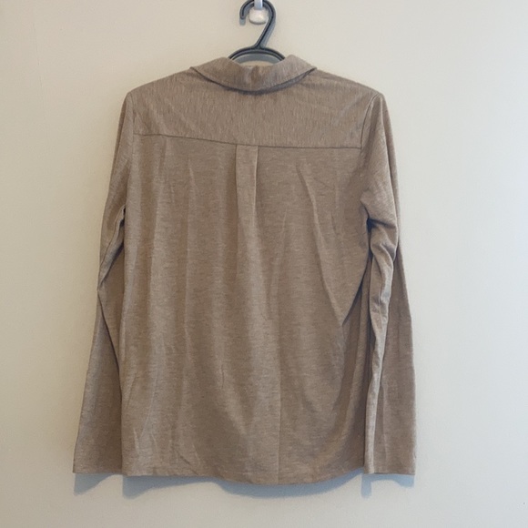 Relaxed fit button down - Picture 2 of 4